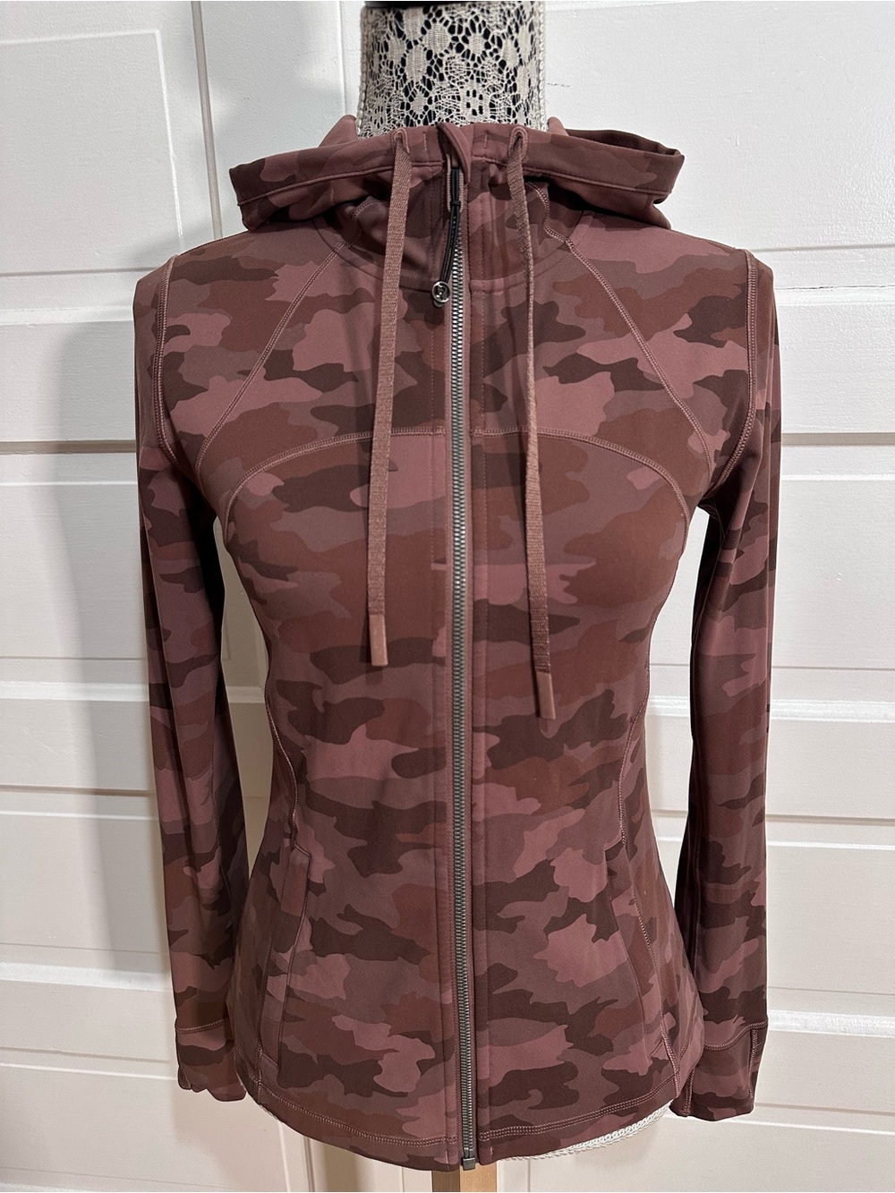Lululemon Hooded Define Jacket *Nulu Sz 8 Heritage Camo Roasted Brown Multi $128